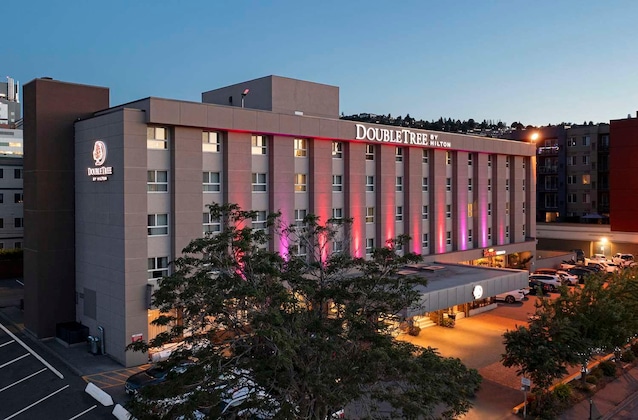 Gallery - Doubletree By Hilton Kamloops