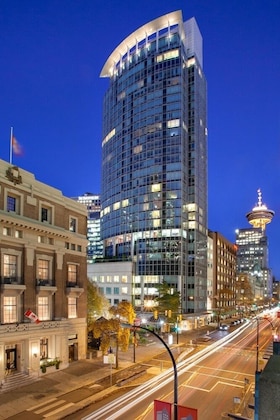 Gallery - Auberge Vancouver Hotel