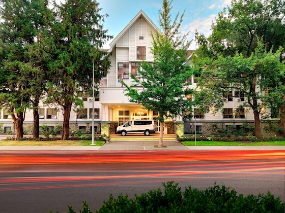 Gallery - Huntingdon Hotel And Suites