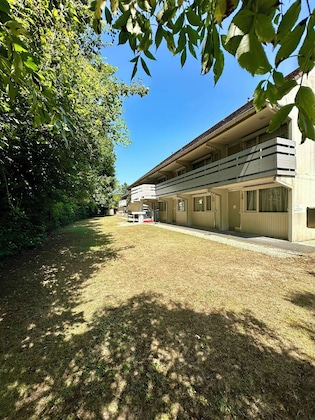 Gallery - Campanile Chantilly