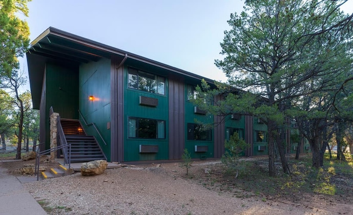 Gallery - Yavapai Lodge East