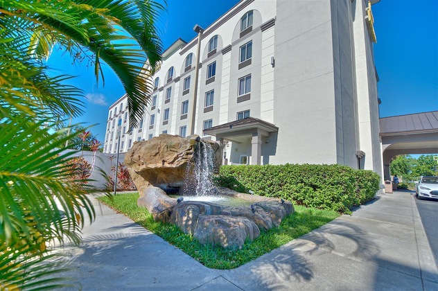 Gallery - Sonesta Essential Orlando Airport