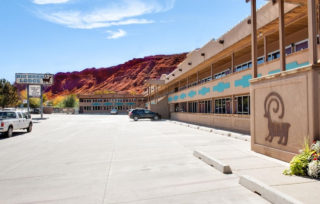 Gallery - Big Horn Lodge
