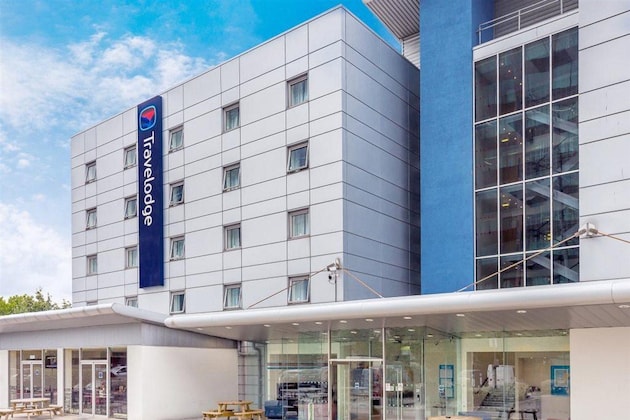 Gallery - Travelodge London Docklands