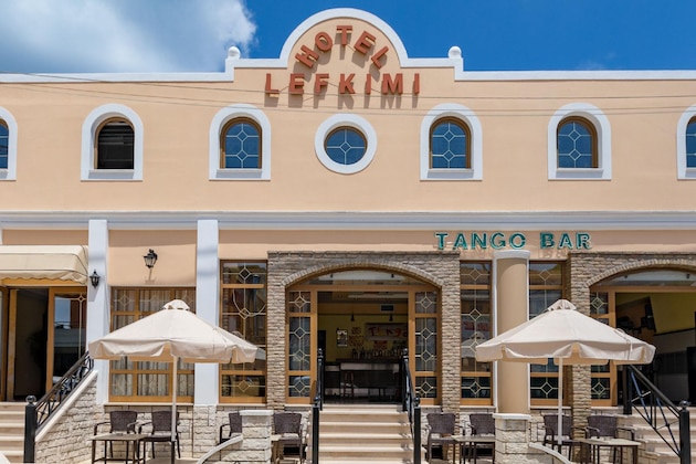 Gallery - Lefkimi Hotel