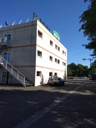 Gallery - Ibis Budget Le Mans Universite