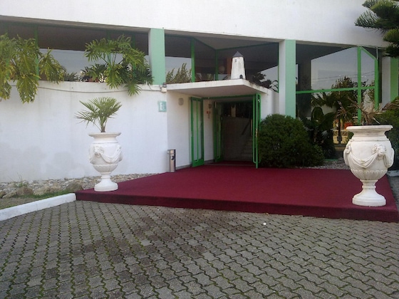 Gallery - Tropical Promises Hotel