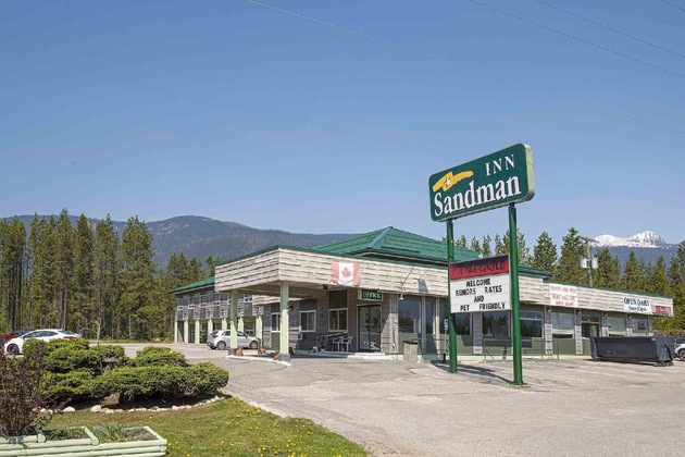 Gallery - Sandman Inn Blue River