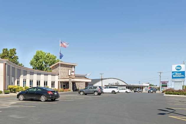 Gallery - Best Western Summit Inn
