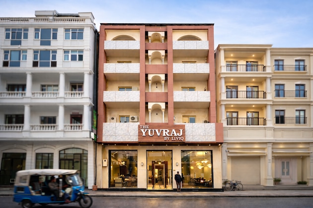 Gallery - Capital O 2242 Hotel Yuvraj Deluxe