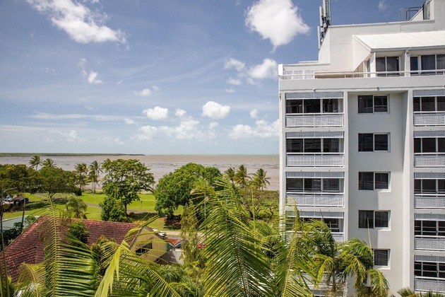 Gallery - Cairns Harbourside Hotel