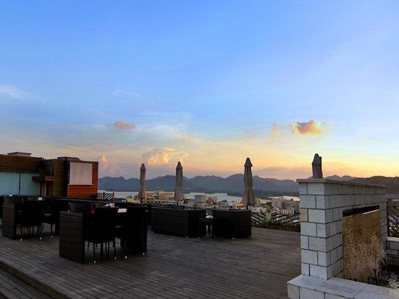 Gallery - Zhejiang Hotel (On Yan'an Road)