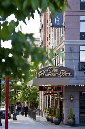 Gallery - The Paramount Hotel
