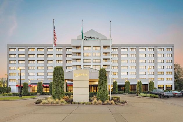 Gallery - Radisson Hotel Seattle Airport