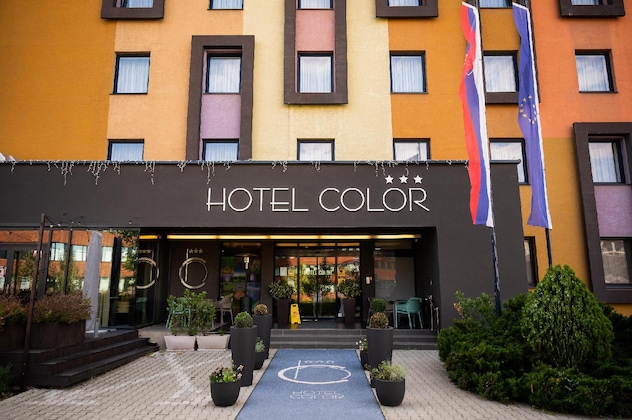 Gallery - Hotel Color