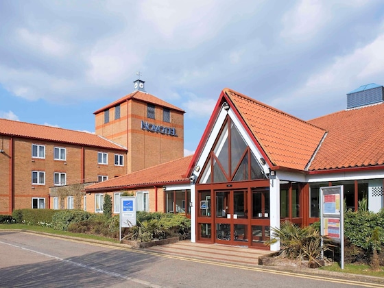 Gallery - Novotel Stevenage