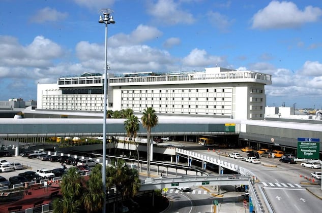 Gallery - Miami International Airport Hotel