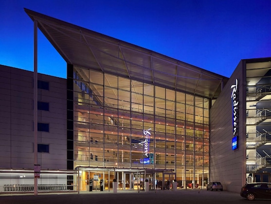 Gallery - Radisson Blu Hotel London Stansted Airport
