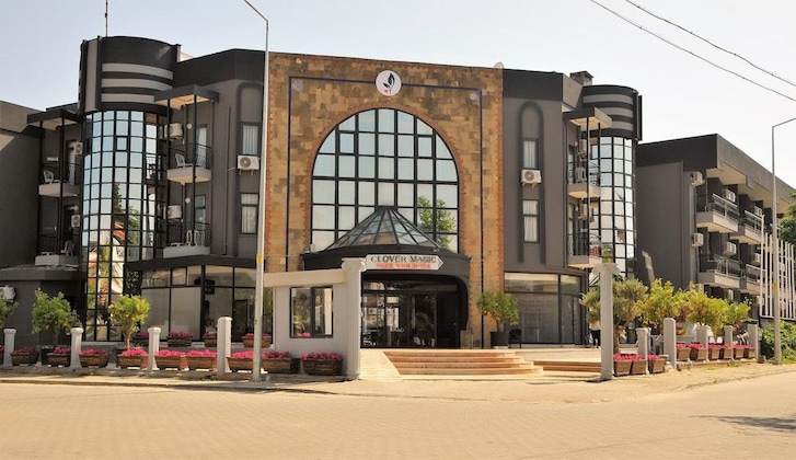 Gallery - Clover Magic Park Side Hotel