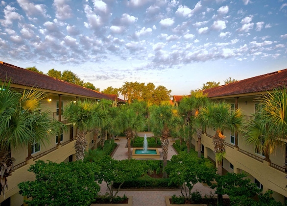 Gallery - Blue Tree Resort At Lake Buena Vista