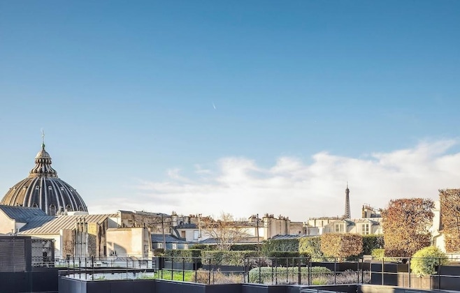 Gallery - Castille Paris