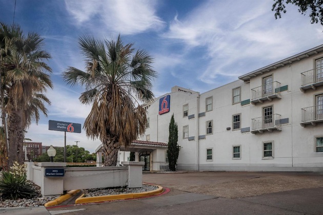 Gallery - Motel 6 Dallas, Tx – Downtown