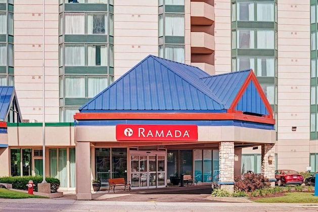 Gallery - Ramada by Wyndham Niagara Falls Fallsview