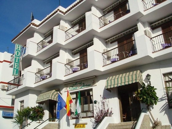 Gallery - Hotel Tres Jotas Conil