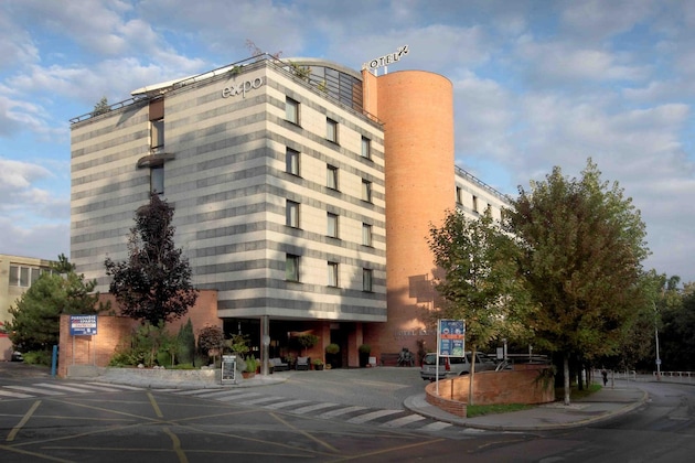 Gallery - Hotel Expo