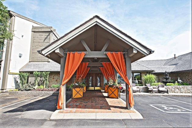 Gallery - Old Stone Inn Boutique Hotel