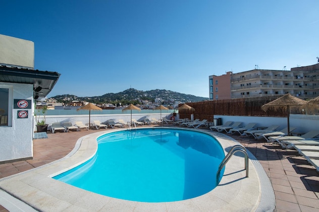 Gallery - Hotel Lloret Santa Rosa by Pierre & Vacances