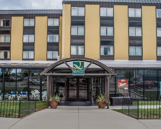 Gallery - Quality Hotel & Suites At The Falls