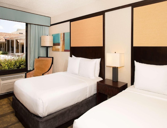 Gallery - Doubletree by Hilton Orlando Theme Park Resort