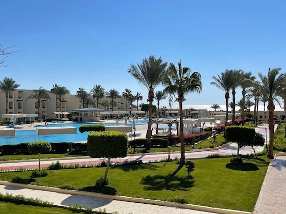 Gallery - Grand Oasis Resort
