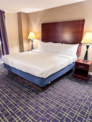 Gallery - Barclay Hotel Atlanta Downtown