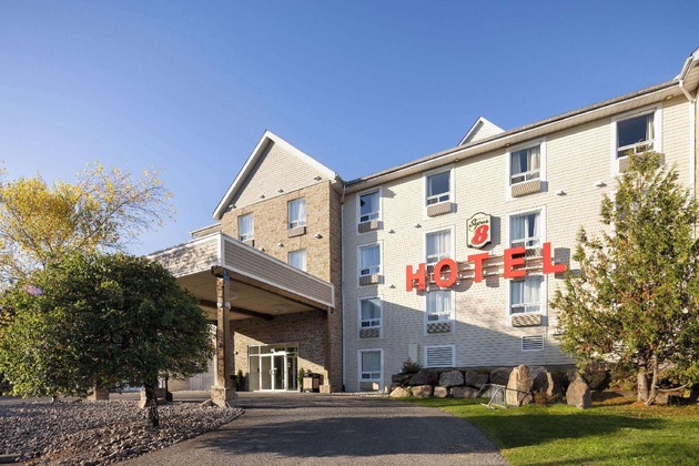 Gallery - Super 8 By Wyndham Sainte Agathe Des Monts