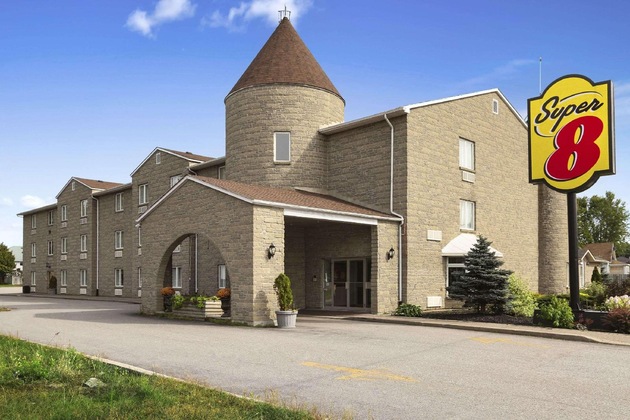 Gallery - Super 8 By Wyndham North Bay