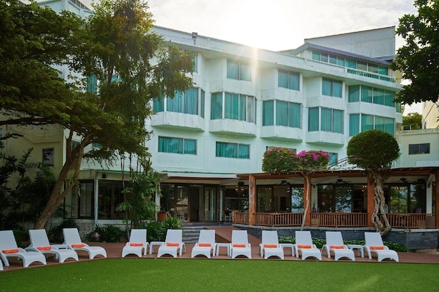 Gallery - Cosy Beach Hotel