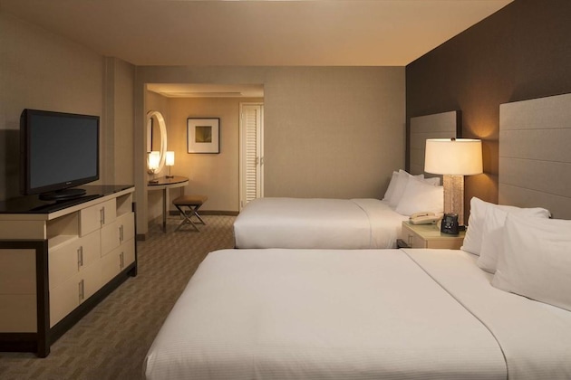 Gallery - Hilton Los Angeles Airport