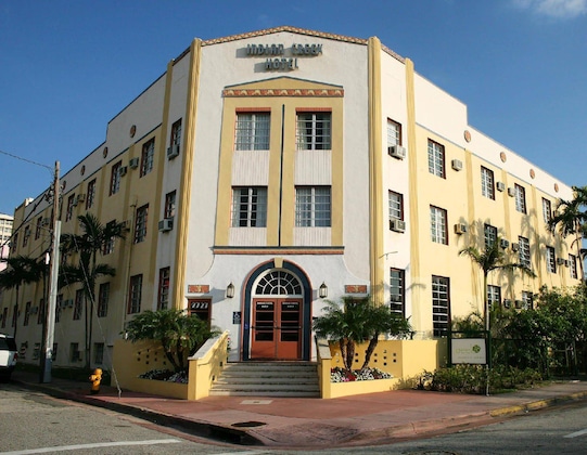 Gallery - Freehand Miami