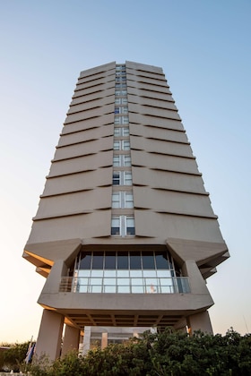 Gallery - Hilton Tel Aviv