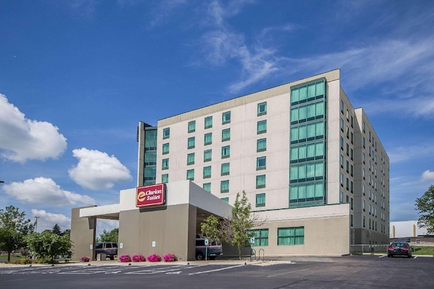 Gallery - Clarion Suites Central