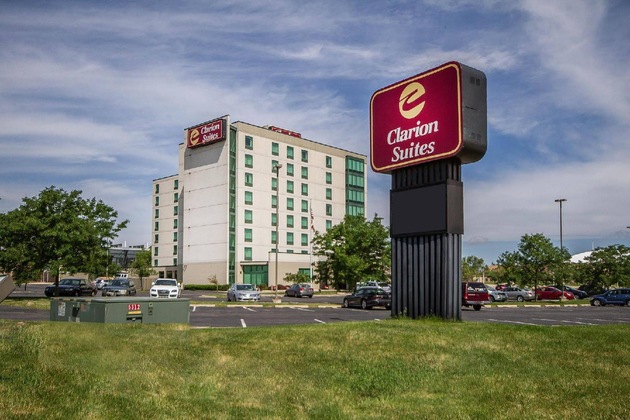 Gallery - Clarion Suites Central