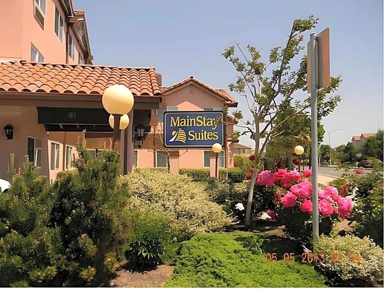 Gallery - Rodeway Inn & Suites