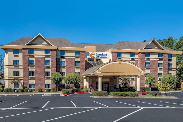 Gallery - Comfort Inn & Suites Suwanee - Sugarloaf
