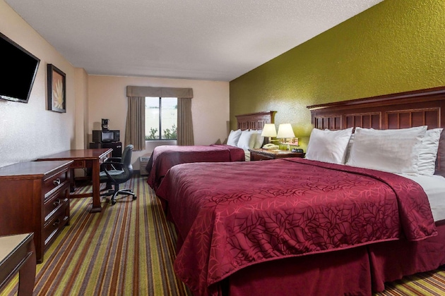 Gallery - Days Inn By Wyndham Sarasota I-75