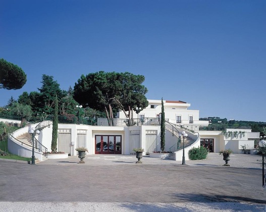 Gallery - Lh Domus Caesari