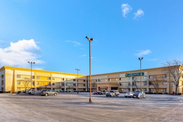 Gallery - La Quinta Inn By Wyndham Chicago Willowbrook