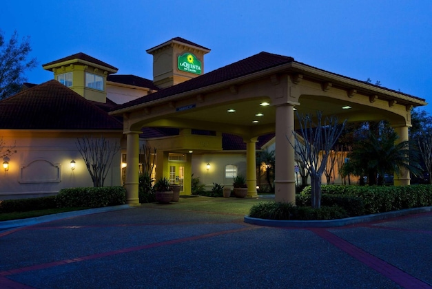 Gallery - La Quinta Inn & Suites By Wyndham Usf (Near Busch Gardens)