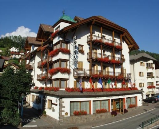 Gallery - Hotel Dolomiti Madonna